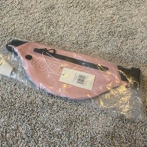 NWT Vooray Active Fanny Pack-Pink Blush